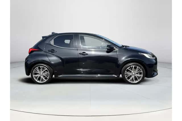 Toyota Yaris (2023) thumbnail 6