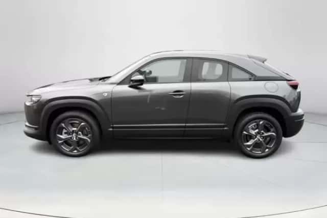 Mazda MX-30 (2025) thumbnail 2