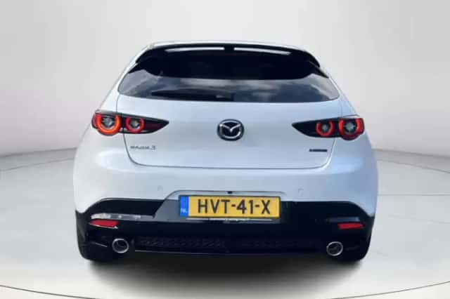 Mazda 3 (2025) thumbnail 4