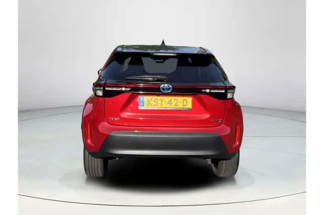 Toyota Yaris Cross (2022) thumbnail 4