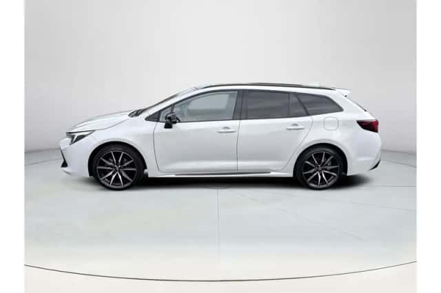 Toyota Corolla (2024) thumbnail 3