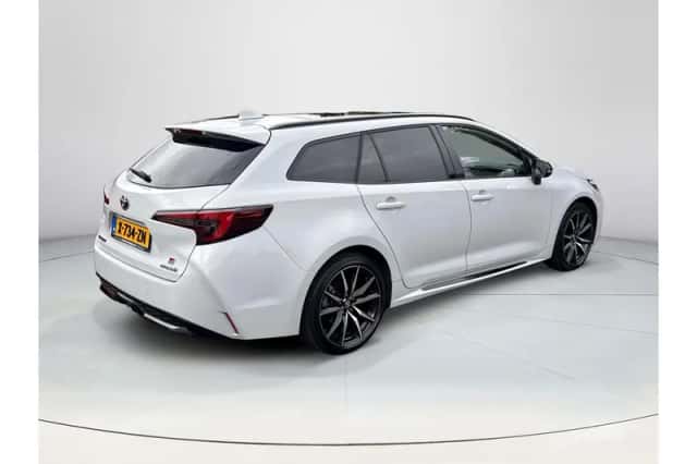 Toyota Corolla (2024) thumbnail 6