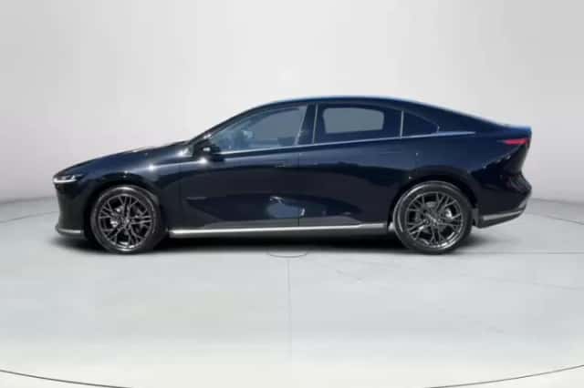 Mazda 6e (2026) thumbnail 2