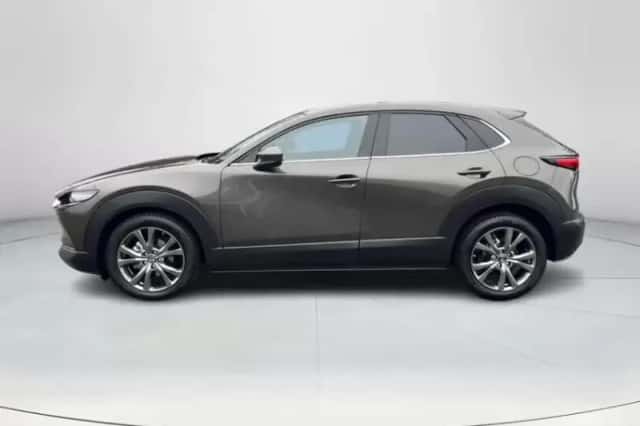 Mazda CX-30 (2020) thumbnail 2