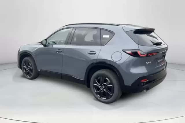 Mazda CX-5 (2026) thumbnail 3