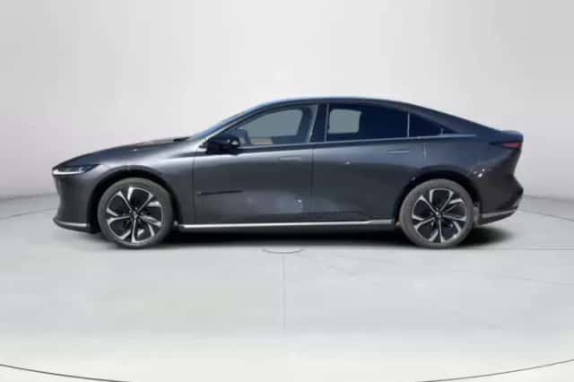 Mazda 6e (2025) thumbnail 2