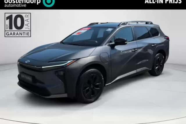 Toyota bZ4X (2026) thumbnail 1