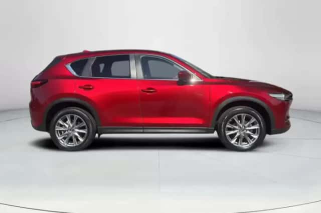 Mazda CX-5 (2021) thumbnail 6