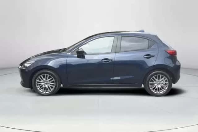 Mazda 2 (2021) thumbnail 2