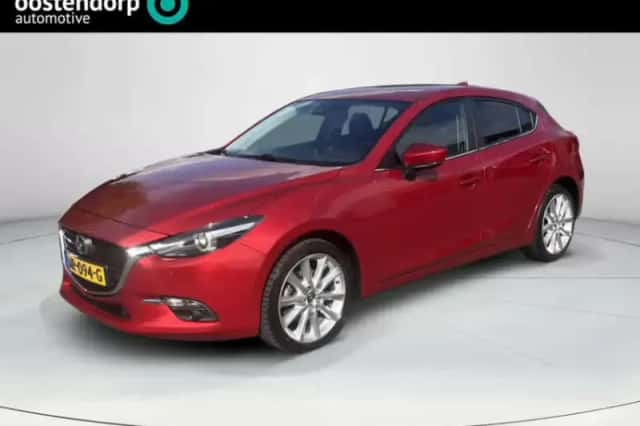 Mazda 3 (2017) thumbnail 1