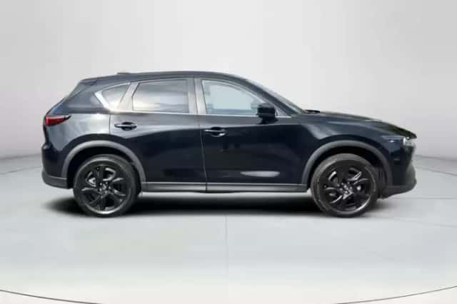 Mazda CX-5 (2023) thumbnail 6