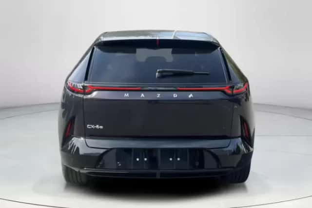 Mazda CX-6e (2026) thumbnail 4