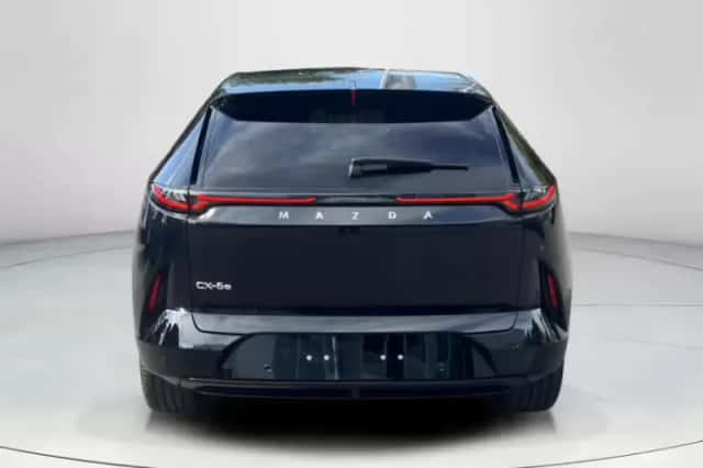 Mazda CX-6e (2026) thumbnail 4