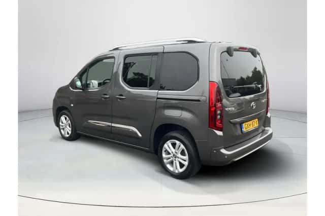 Toyota ProAce City Verso (2020) thumbnail 3