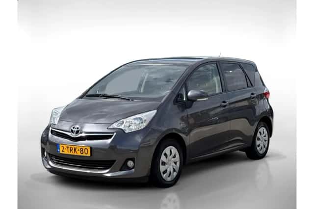 Toyota Verso-S (2014) thumbnail 1
