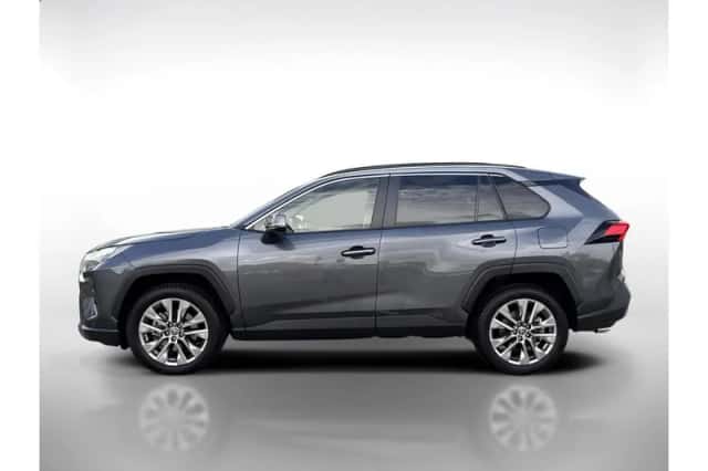Toyota RAV4 (2024) thumbnail 2
