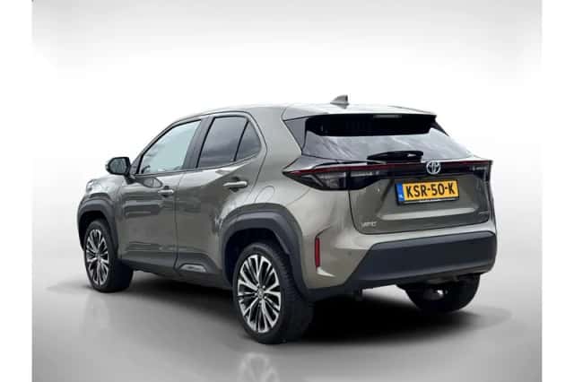 Toyota Yaris Cross (2023) thumbnail 3