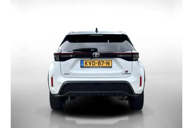 Toyota Yaris Cross (2024) thumbnail 4