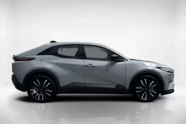 Toyota C-HR+ (2026) thumbnail 6