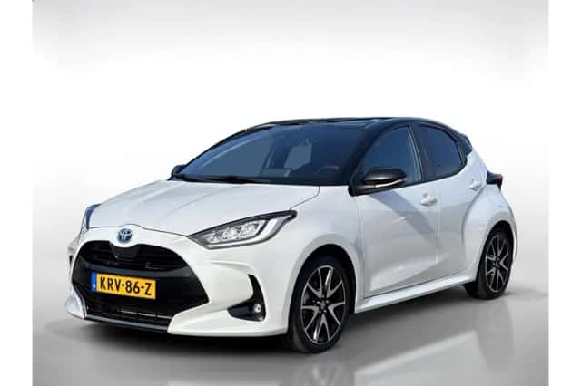 Toyota Yaris (2022) thumbnail 1