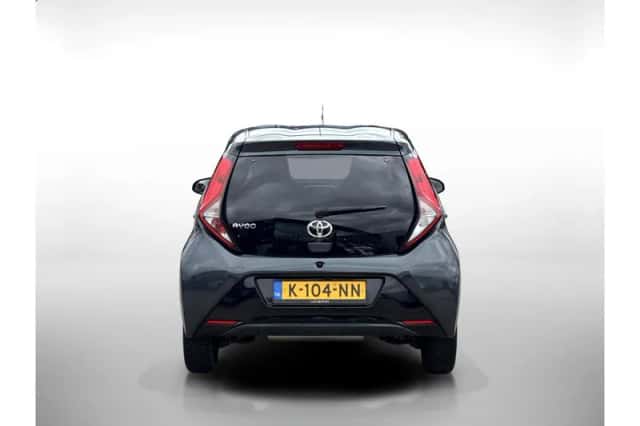 Toyota Aygo (2021) thumbnail 4