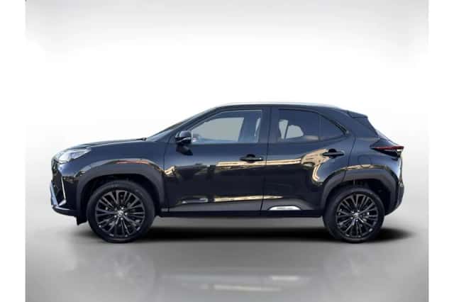 Toyota Yaris Cross (2021) thumbnail 2