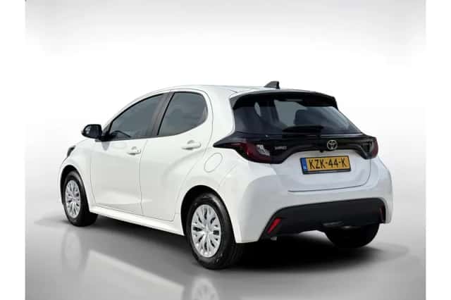 Toyota Yaris (2026) thumbnail 3