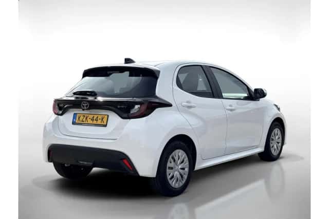 Toyota Yaris (2026) thumbnail 5