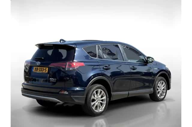 Toyota RAV4 (2018) thumbnail 5