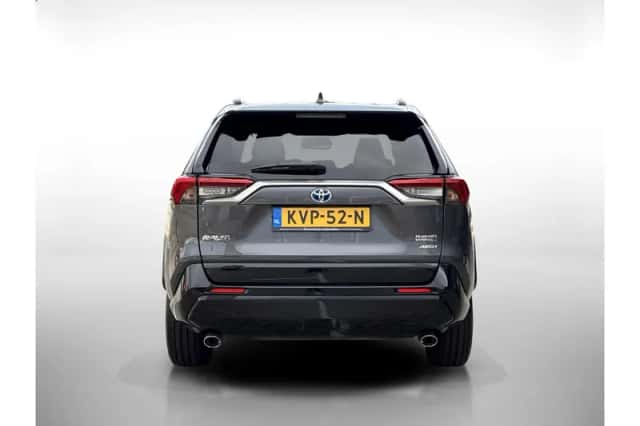 Toyota RAV4 (2024) thumbnail 4