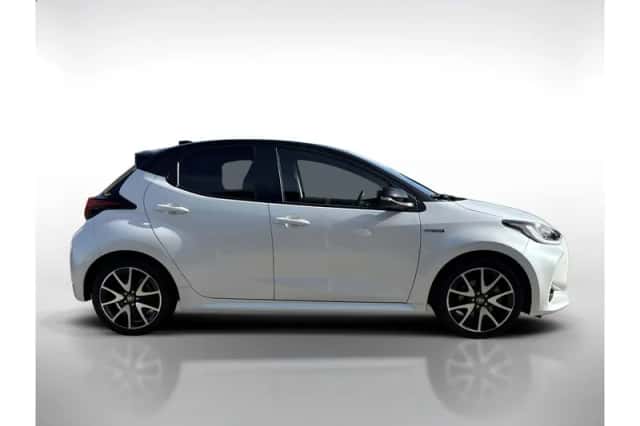 Toyota Yaris (2021) thumbnail 6