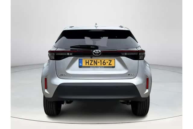 Toyota Yaris Cross (2025) thumbnail 4