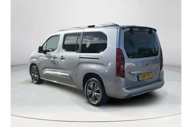Toyota ProAce City Verso (2021) thumbnail 3