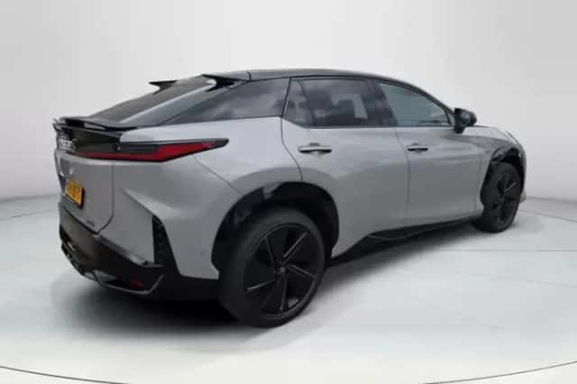 Lexus RZ (2026) thumbnail 5