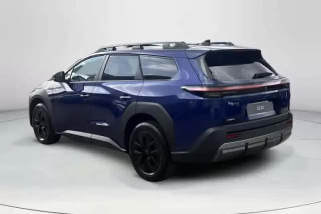 Toyota bZ4X (2026) thumbnail 2