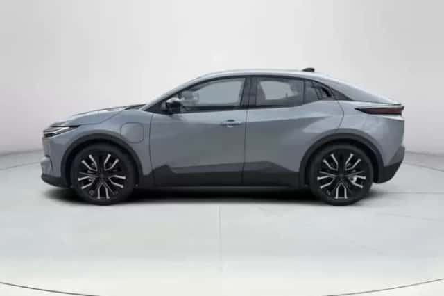 Toyota C-HR+ (2026) thumbnail 2