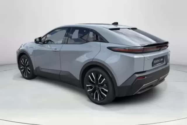 Toyota C-HR+ (2026) thumbnail 3