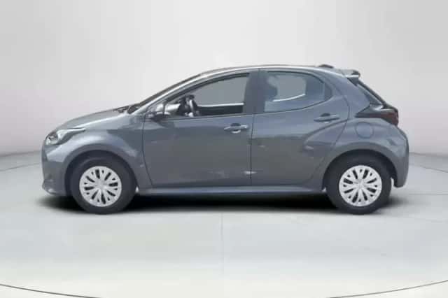 Toyota Yaris (2026) thumbnail 2