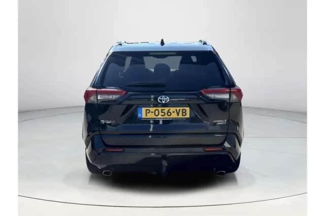 Toyota RAV4 (2022) thumbnail 4