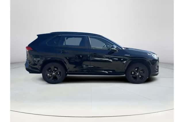 Toyota RAV4 (2022) thumbnail 6