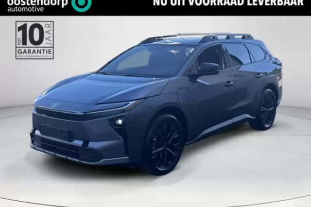 Toyota bZ4X (2026) thumbnail 1