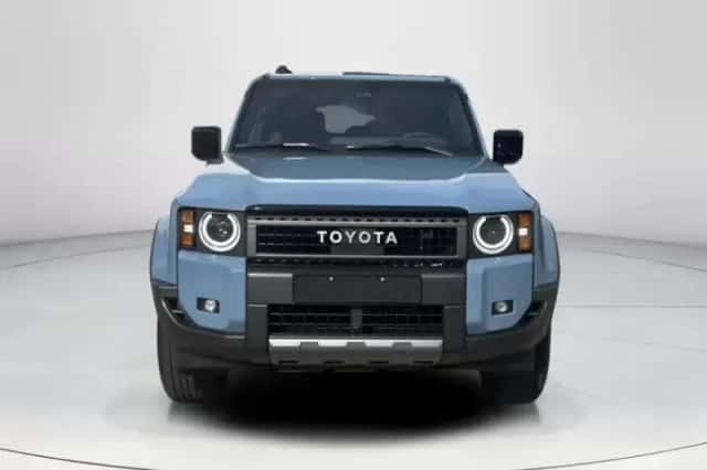 Toyota Land Cruiser (2026) thumbnail 2