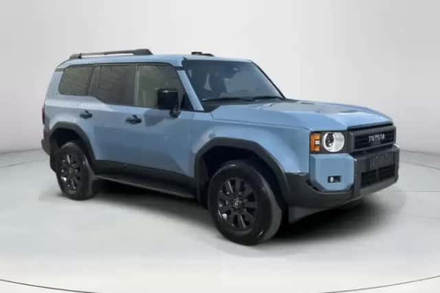 Toyota Land Cruiser (2026) thumbnail 3
