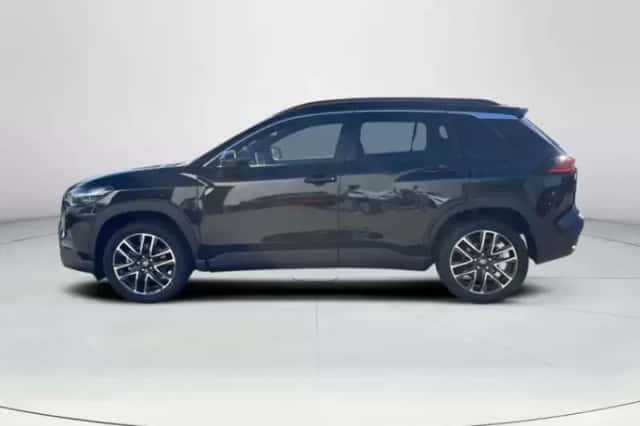 Toyota Corolla Cross (2026) thumbnail 2