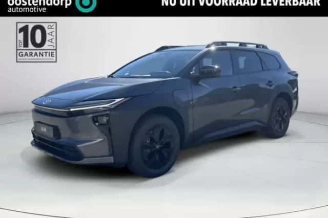 Toyota bZ4X (2026) thumbnail 1