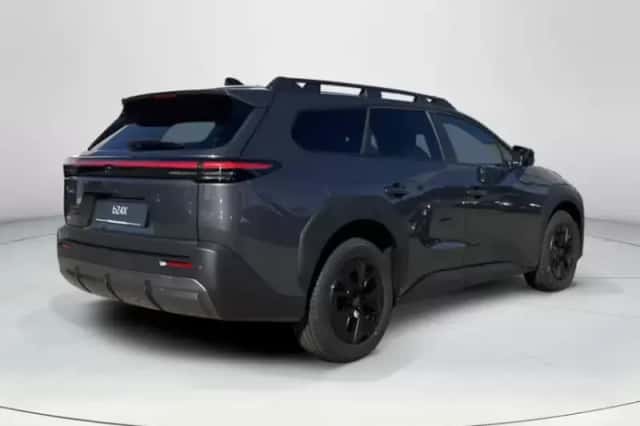 Toyota bZ4X (2026) thumbnail 5
