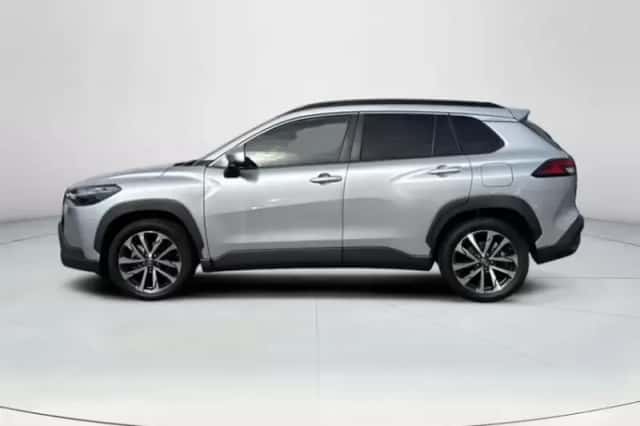 Toyota Corolla Cross (2025) thumbnail 2