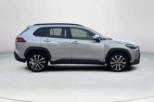 Toyota Corolla Cross (2025) thumbnail 6
