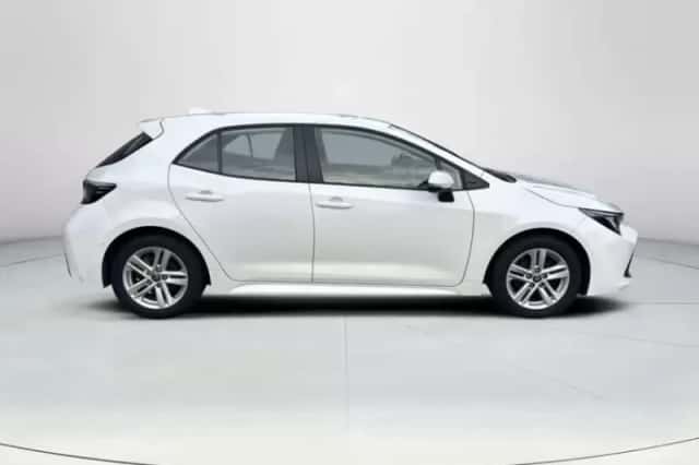 Toyota Corolla (2023) thumbnail 6