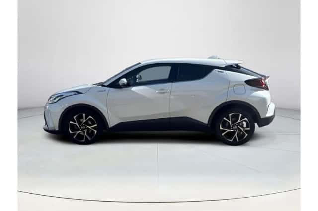 Toyota C-HR (2020) thumbnail 2